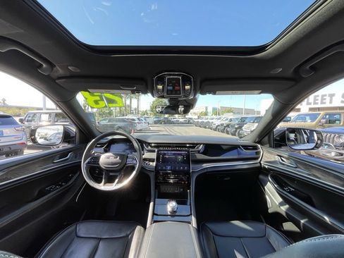 Certified 2023 Jeep Grand Cherokee Overland image 26