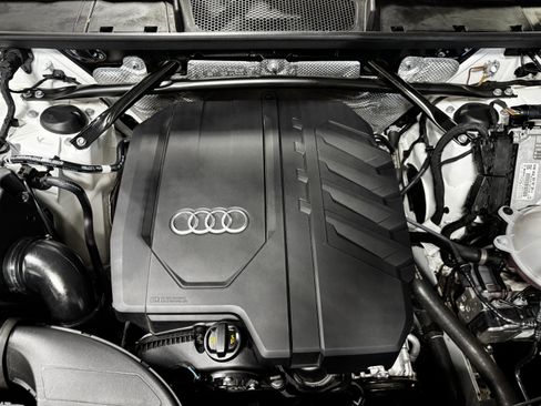 Used 2022 Audi Q5 2.0T Premium Plus AWD/4WD image 39