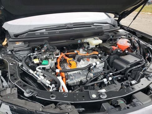 New 2026 Cadillac Optiq Sport 1 image 32