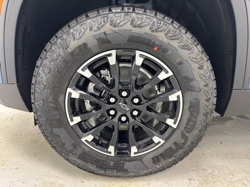 New 2026 Chevrolet Traverse Z71 w/ Enhanced Driving Package image 40