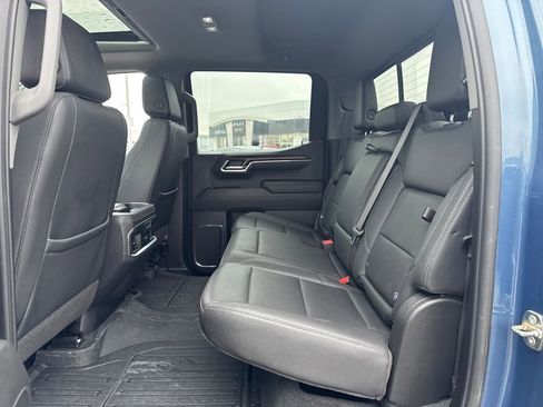 Used 2024 GMC Sierra 1500 SLT w/ SLT Premium Plus Package image 15