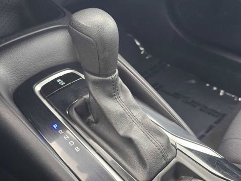 Used 2022 Toyota Corolla LE FWD image 27