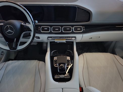 New 2026 Mercedes-Benz Maybach GLS 600 4MATIC image 12