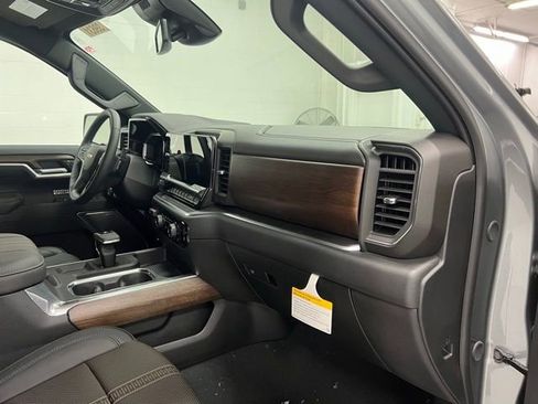 New 2026 Chevrolet Silverado 1500 High Country AWD/4WD image 23