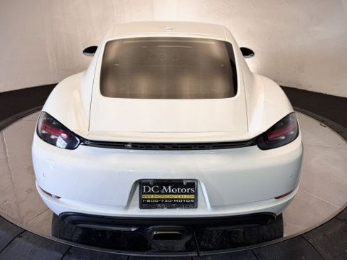 Used 2019 Porsche 718 Cayman image 24