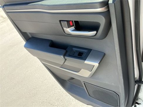 Used 2022 Toyota Tundra SR5 w/ SR5 Convenience Package image 18