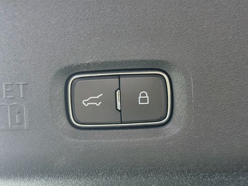 Used 2025 Ford Expedition Max Platinum AWD/4WD image 33