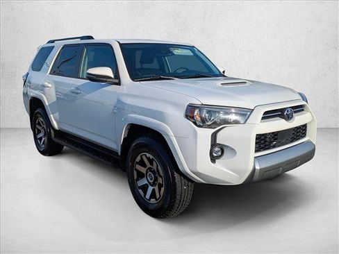 Used 2022 Toyota 4Runner TRD Off-Road Premium AWD/4WD image 3