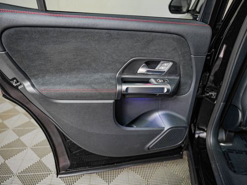 Certified 2023 Mercedes-Benz GLB 250 image 25