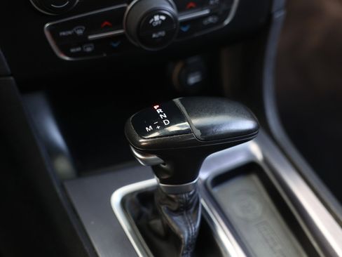 Used 2018 Dodge Charger R/T Scat Pack RWD image 44