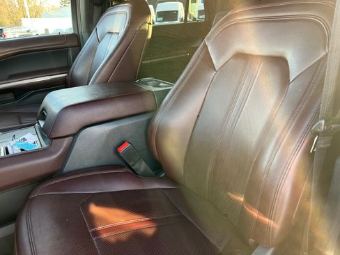 Used 2024 Ford Expedition Max Limited image 18