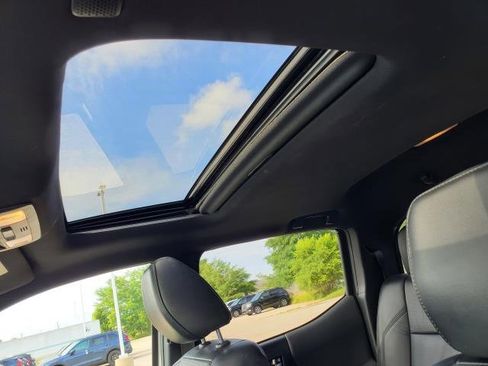 Used 2019 Toyota Tacoma TRD Sport image 34