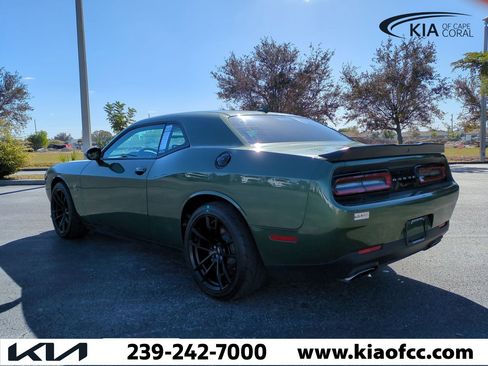 Used 2022 Dodge Challenger R/T Scat Pack w/ Driver Convenience Group image 7