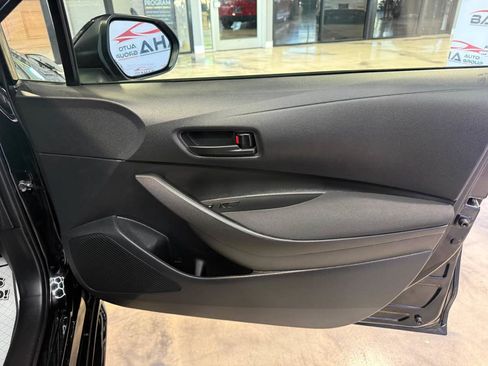 Used 2026 Toyota Corolla LE FWD image 33