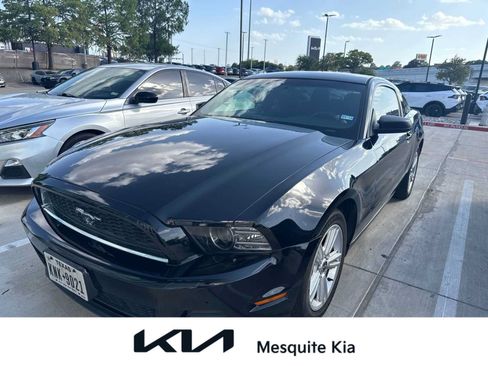 Used 2014 Ford Mustang Coupe RWD image 1