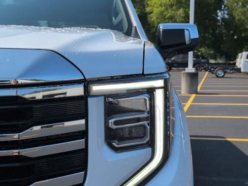 New 2026 GMC Sierra 1500 SLT w/ SLT Premium Plus Package AWD/4WD image 13