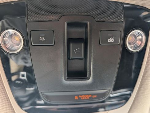 Used 2025 Kia Sportage SX FWD image 39