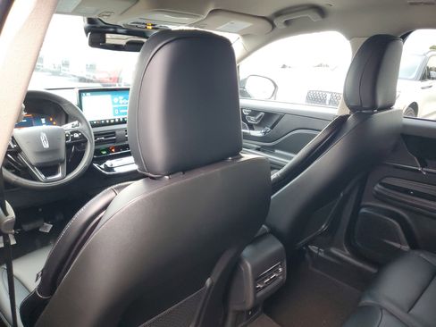 New 2026 Lincoln Corsair Premiere image 24