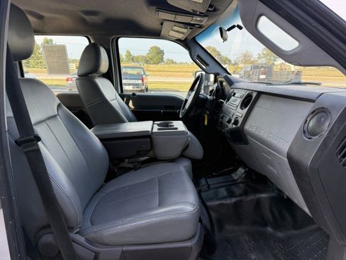 Used 2016 Ford F350 XL w/ Power Equipment Group image 8