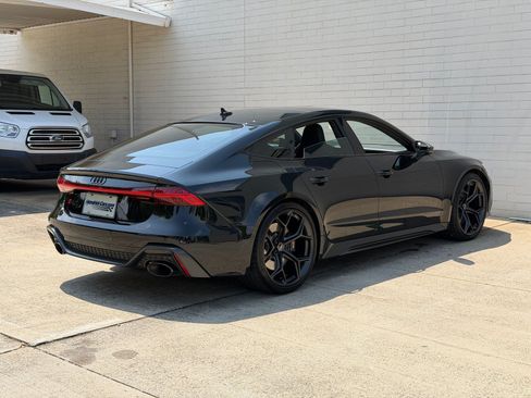 Used 2025 Audi RS 7 Performance AWD/4WD image 3
