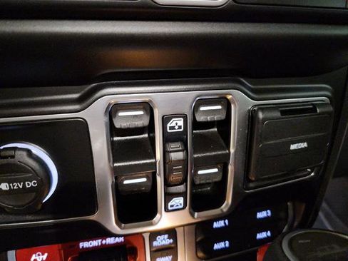 Used 2022 Jeep Gladiator Rubicon w/ Trailer Tow Package image 19