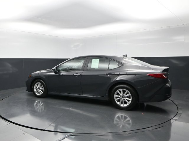 Used 2025 Toyota Camry LE FWD image 2