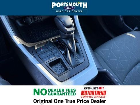 Used 2023 Toyota RAV4 XLE image 11