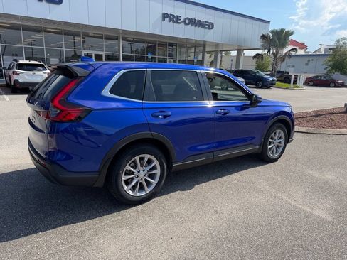 Used 2023 Honda CR-V EX image 3