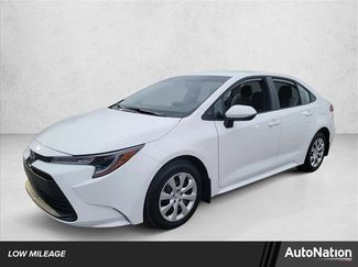 Used 2025 Toyota Corolla LE video 1