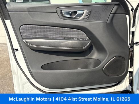Certified 2023 Volvo XC60 B5 Core AWD/4WD image 10