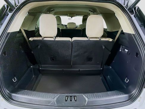 Used 2023 Ford Explorer XLT w/ Equipment Group 202A image 26