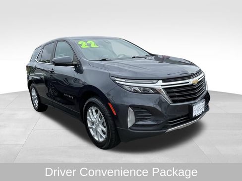 Used 2022 Chevrolet Equinox LT w/ Driver Convenience Package image 3