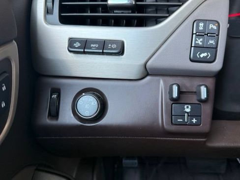 Used 2019 GMC Yukon XL Denali w/ Denali Ultimate Package RWD image 35