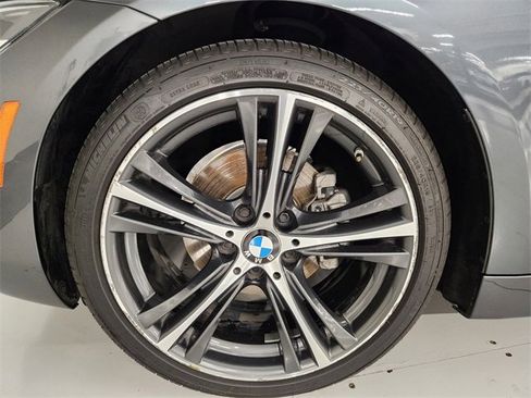 Used 2018 BMW 430i Convertible image 7