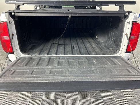 Used 2019 Chevrolet Colorado LT w/ Redline Special Edition image 10