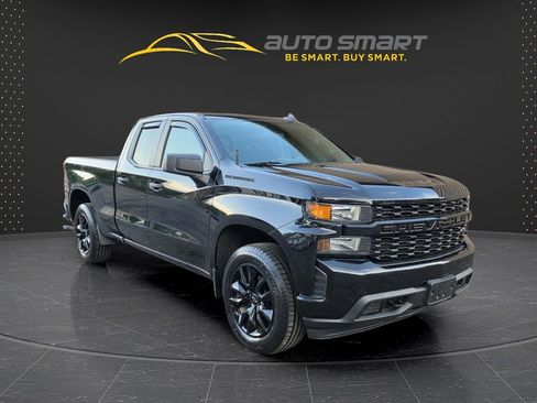 Used 2022 Chevrolet Silverado 1500 Custom AWD/4WD image 7