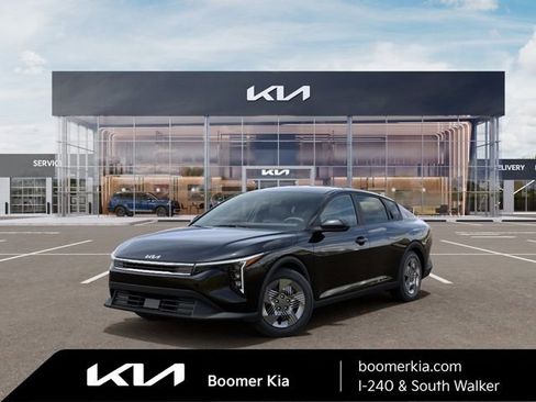 New 2026 Kia K4 LX image 1
