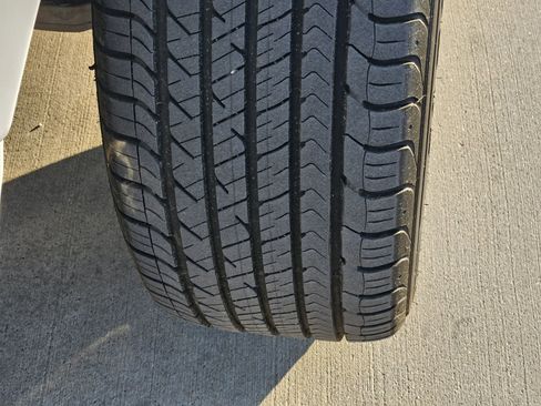 Used 2023 RAM 1500 Laramie image 13