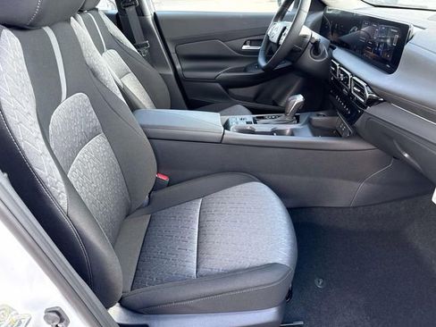 New 2026 Nissan Sentra SV w/ SV Convenience Package FWD image 15