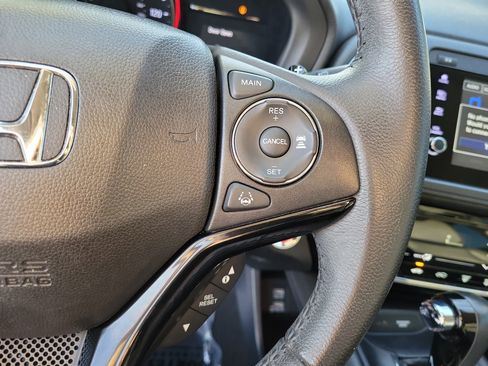 Used 2021 Honda HR-V EX-L image 25