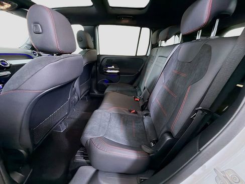New 2026 Mercedes-Benz GLB 250 4MATIC image 25
