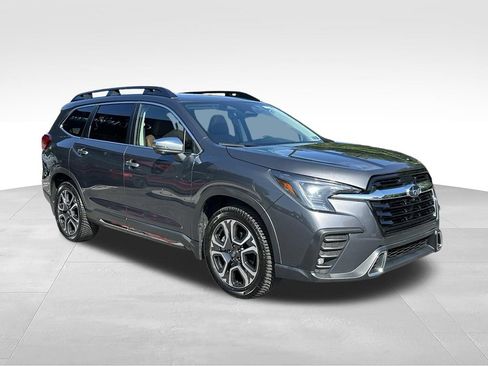Used 2023 Subaru Ascent Touring AWD/4WD image 1