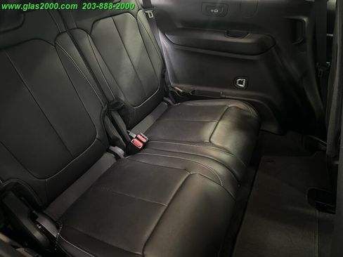 Used 2023 Jeep Grand Cherokee L Limited AWD/4WD image 31