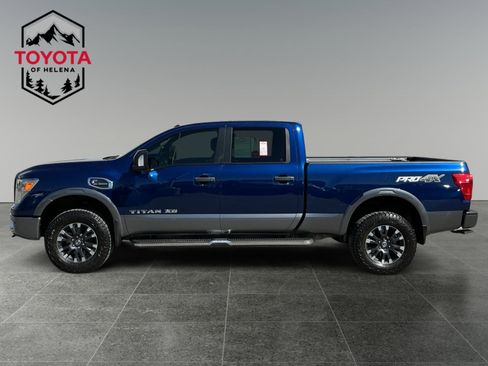 Used 2017 Nissan Titan PRO-4X w/ Pro-4x Convenience Package AWD/4WD image 2