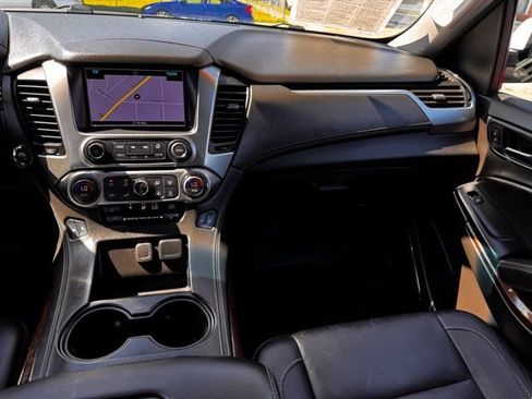 Used 2017 Chevrolet Suburban LT AWD/4WD image 28