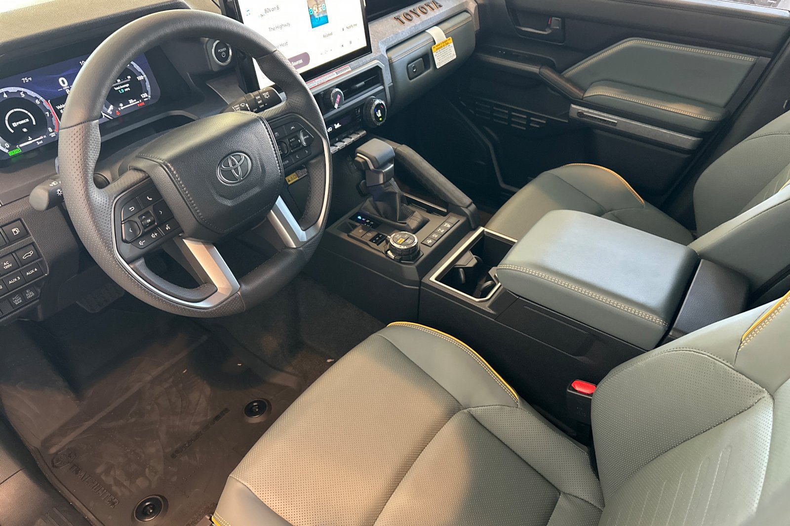 New 2026 Toyota 4Runner Trailhunter AWD/4WD image 7