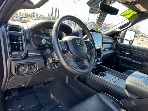 Used 2024 RAM 3500 Limited image 22