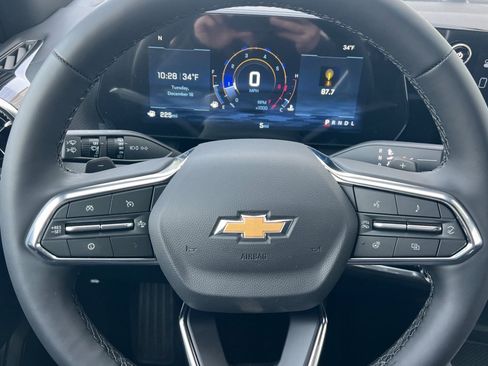 New 2026 Chevrolet Equinox LT w/ Convenience Package II image 21