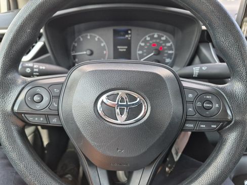 Certified 2025 Toyota Corolla LE FWD image 19
