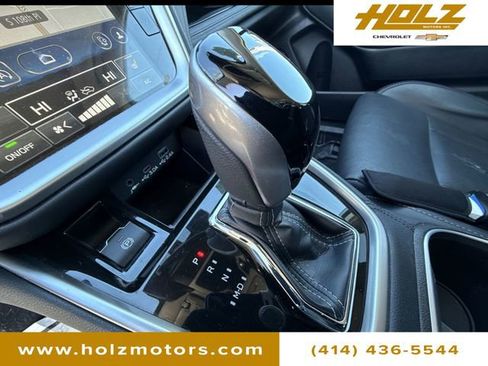 Used 2023 Subaru Outback Limited XT w/ Popular Package #2 image 16